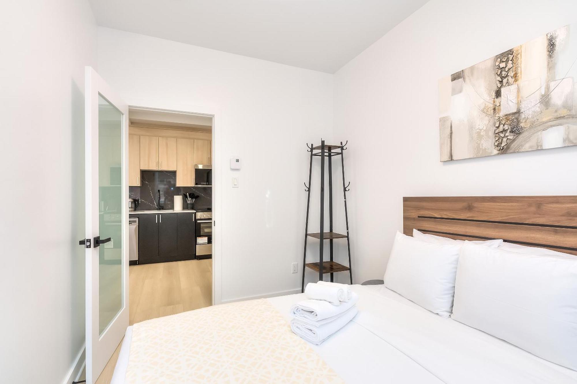 Free Indoor Parking Cozy & Spacious Condo In Heart Of Downtown Montréal Eksteriør bilde