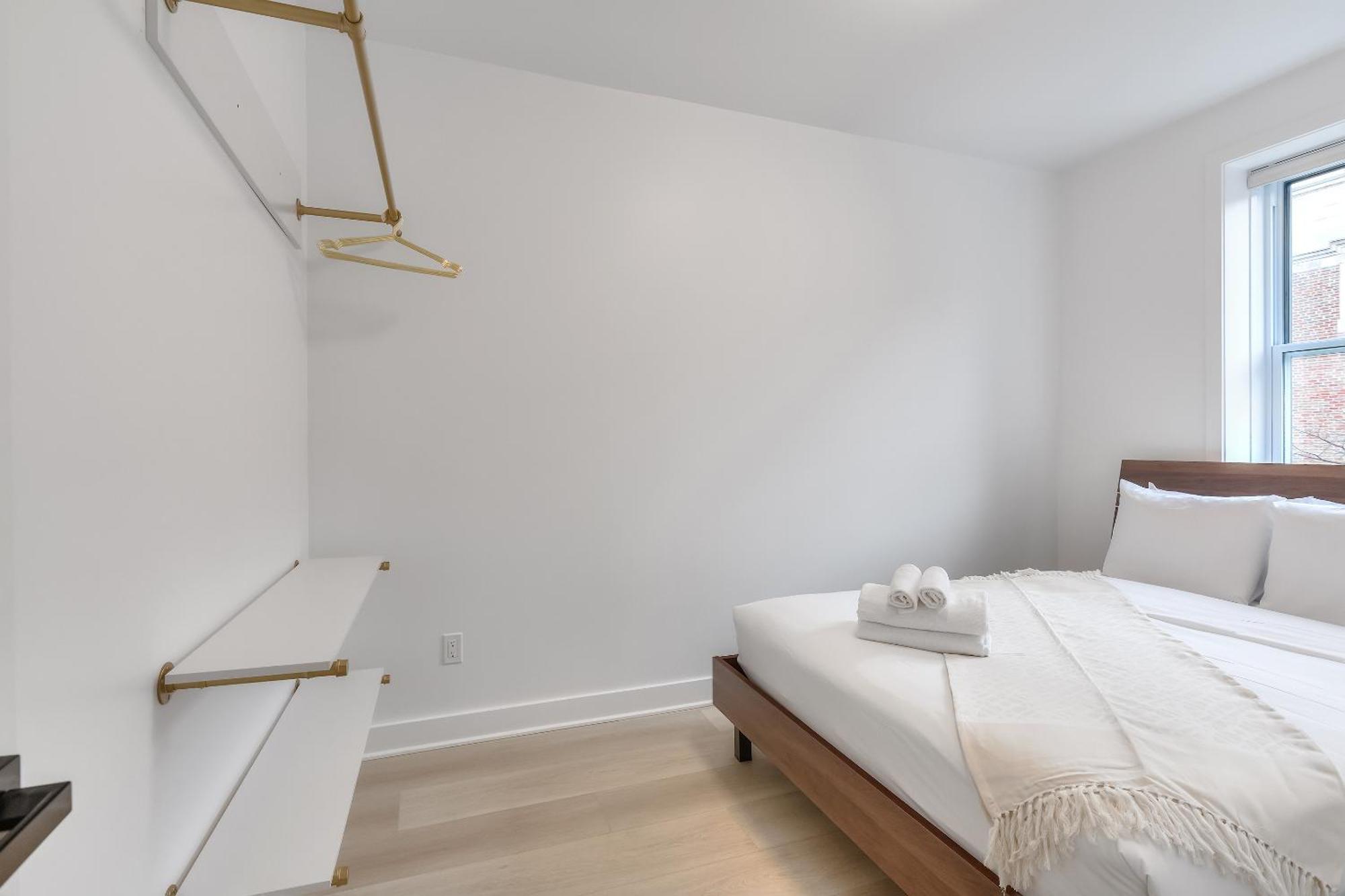 Free Indoor Parking Cozy & Spacious Condo In Heart Of Downtown Montréal Eksteriør bilde